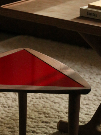 Menu designové konferenční stoly Umanoff Nesting Side Table