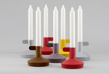 Výprodej Normann Copenhagen designové svícny Flag Candle Holder (šedá)